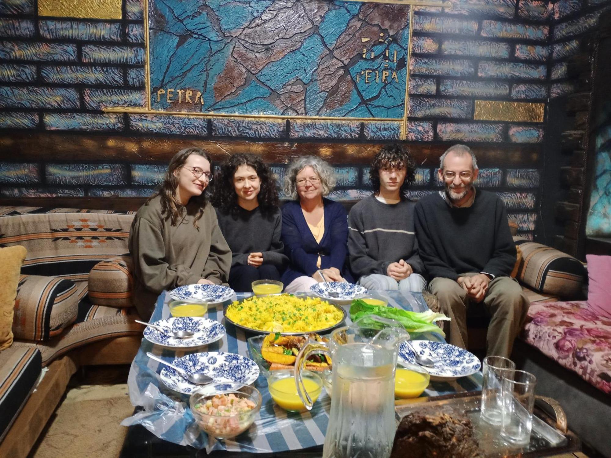 Petra Anas House Daire Wadi Musa Dış mekan fotoğraf