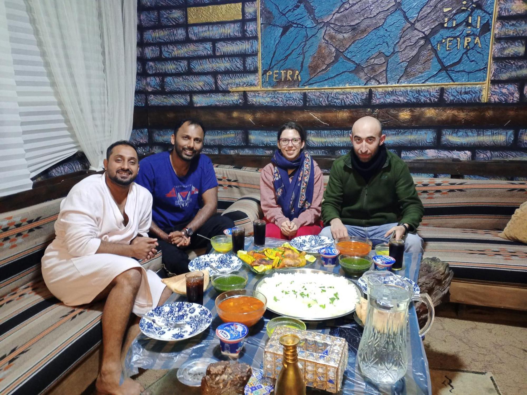 Petra Anas House Daire Wadi Musa Dış mekan fotoğraf
